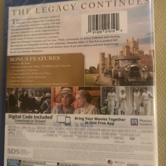 Downton Abbey: A New Era Blu-ray Set - Picture 3 of 3